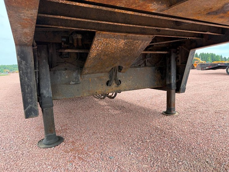 2012-ledwell-48'-image-32