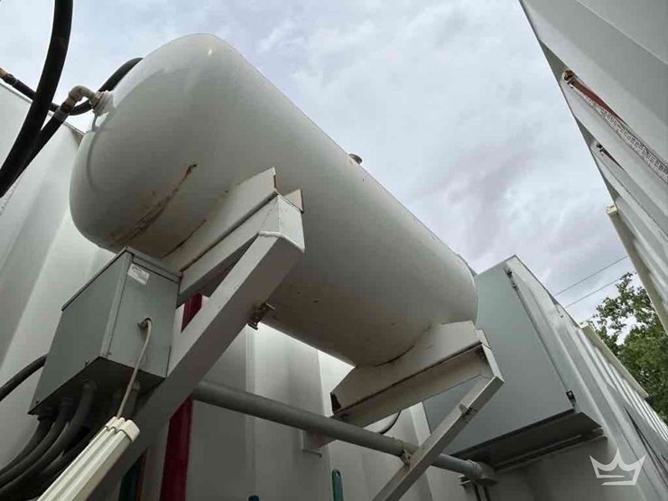 2019-safe-arm-pilot-thomas-logistics-t/a-dual-fuel-wall-fuel-station-image-17