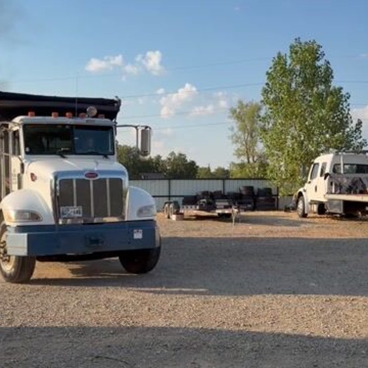 2009 PETERBILT 340