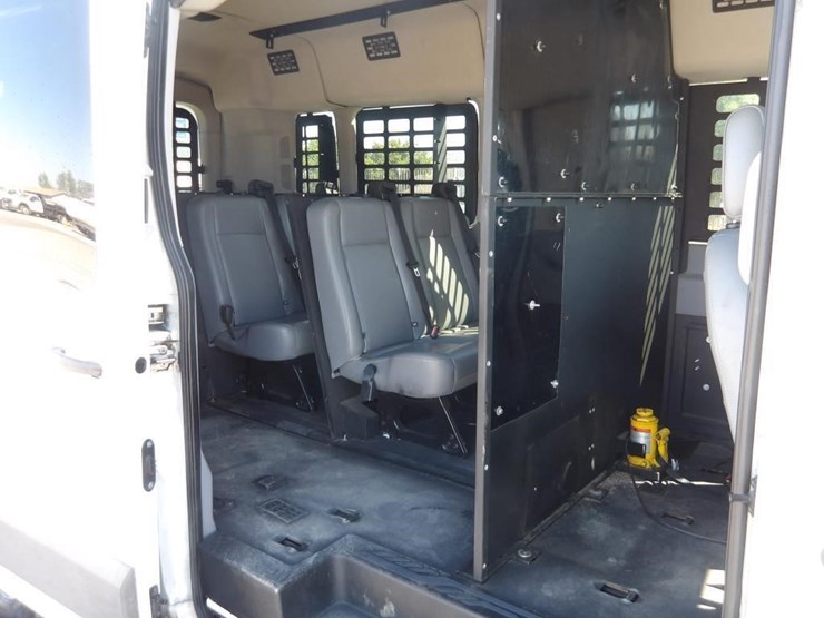 2017-ford-transit-image-15