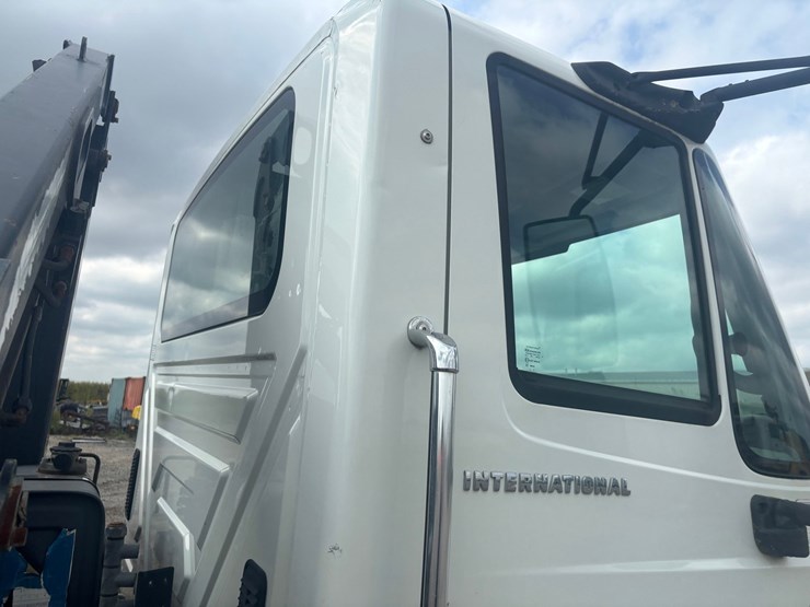 2002-international-durastar-4300-image-25