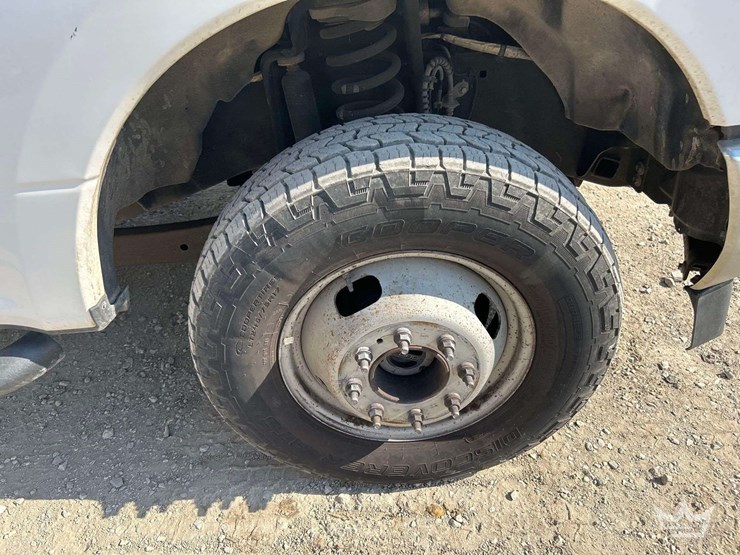 2019-ford-f350-image-36