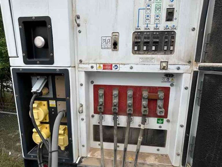 2019-safe-arm-pilot-thomas-logistics-t/a-dual-fuel-wall-fuel-station-image-30