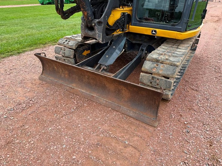 deere-85g-image-25