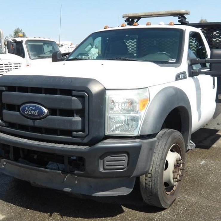 2016 FORD F550