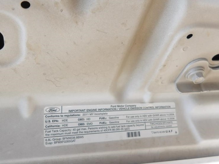 2011-ford-f550-image-10
