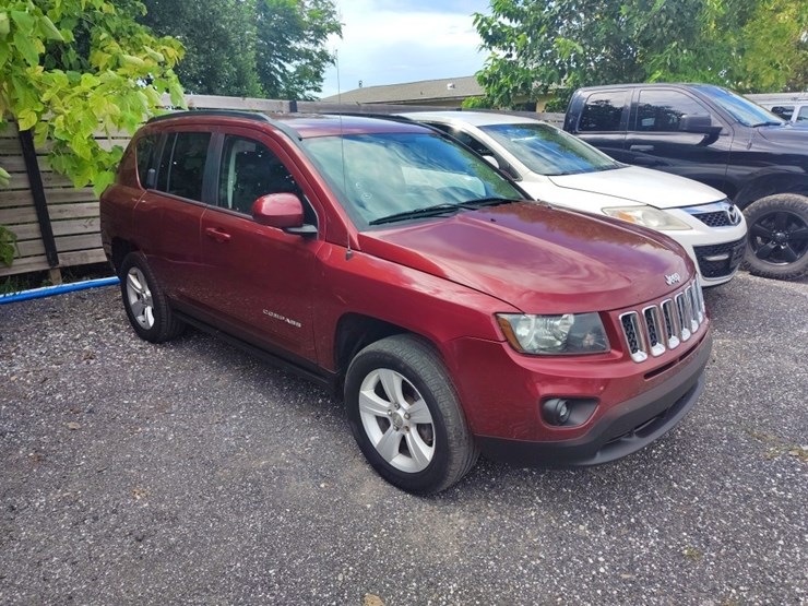 2016-jeep-compass-image-1