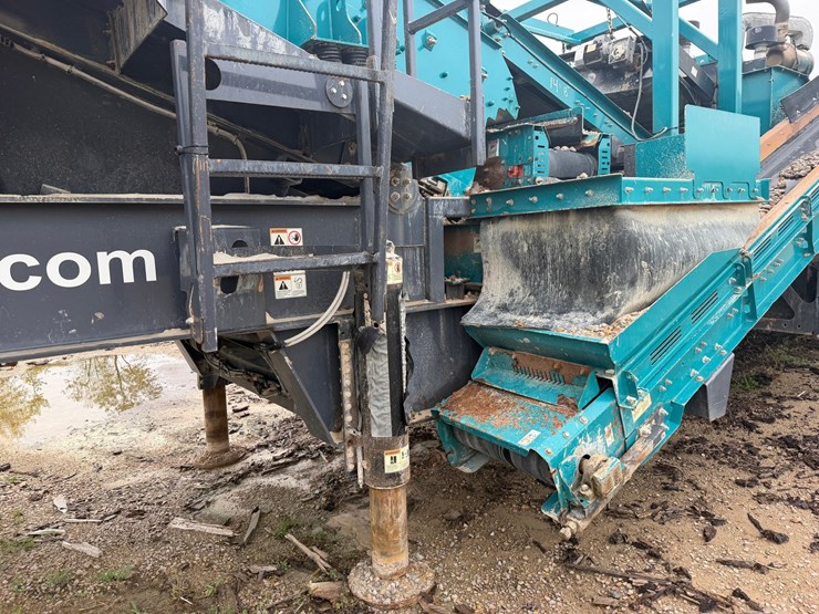 2021-powerscreen-gladiator-tp320sr-image-11