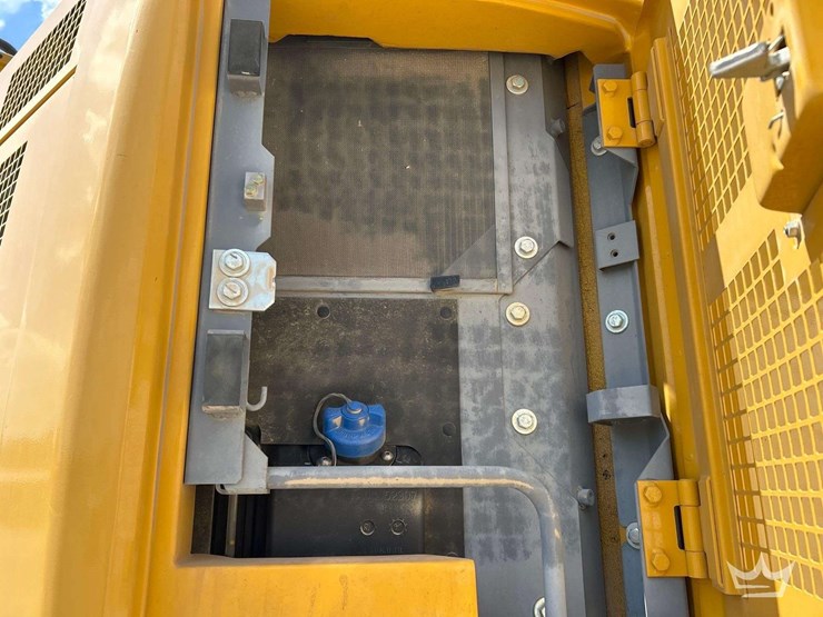 2024-deere-345-p-tier-image-9