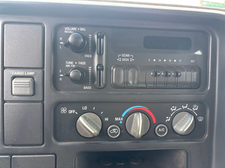 1997-chevrolet-3500-image-64