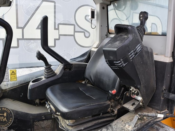 2021-jcb-270t-image-34