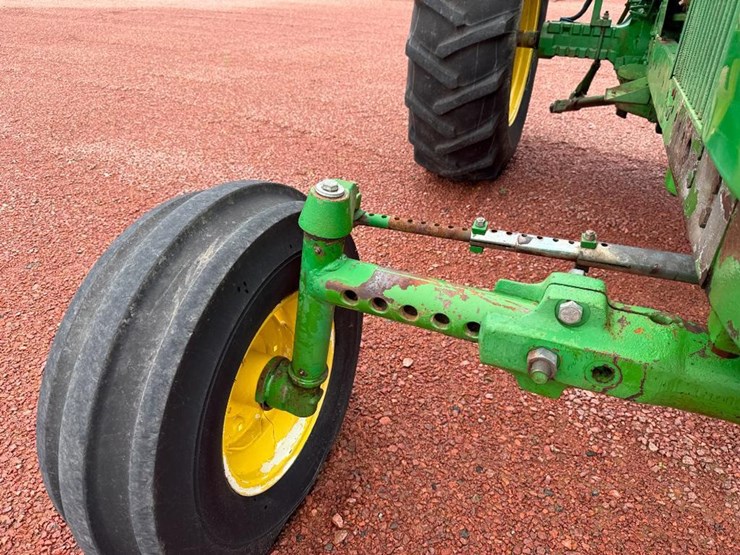 john-deere-4020-image-24