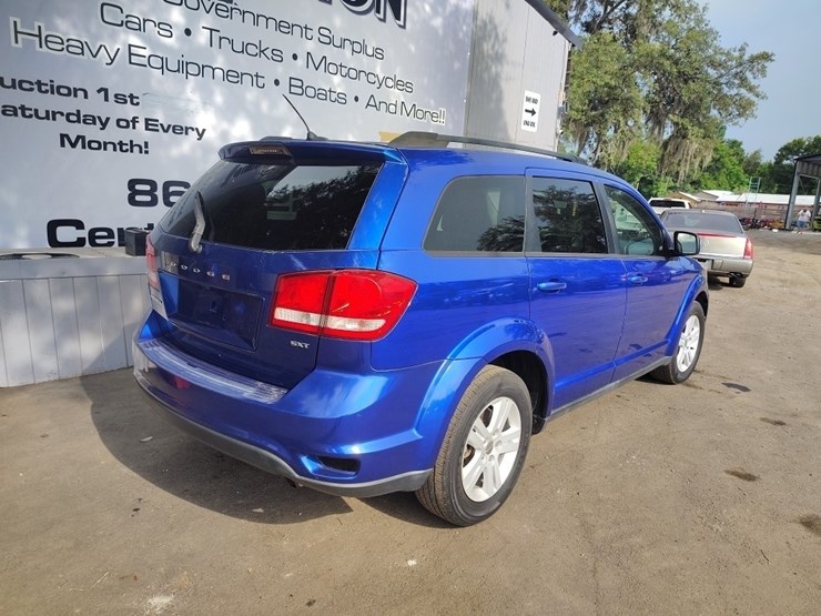 2012-dodge-journey-image-5