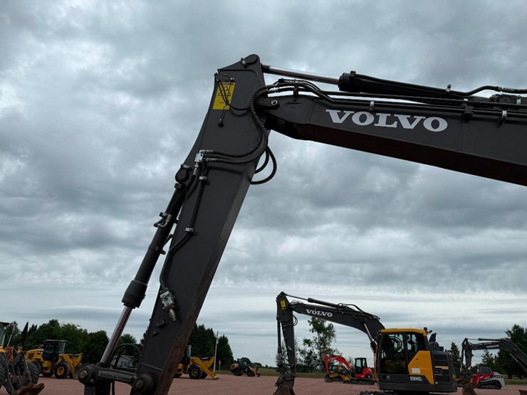 volvo-ecr145el-image-40