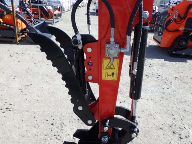 2026-tpm-tpm-18hh-hydraulic-excavator-image-13