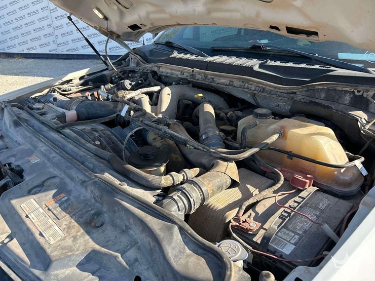 2021-ford-f450-image-7