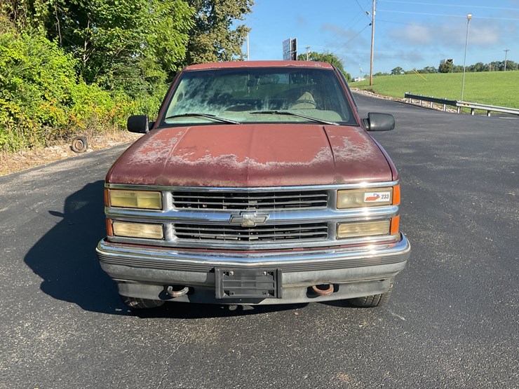 1997-chevrolet-k1500-image-2