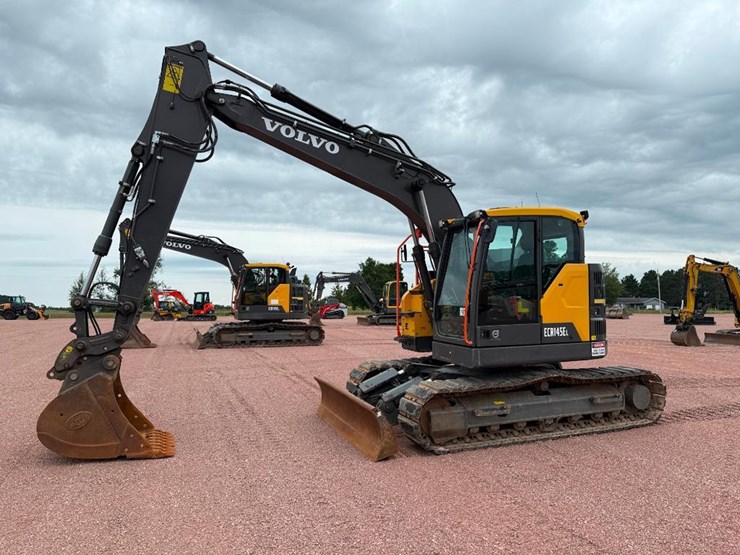 volvo-ecr145el-image-1