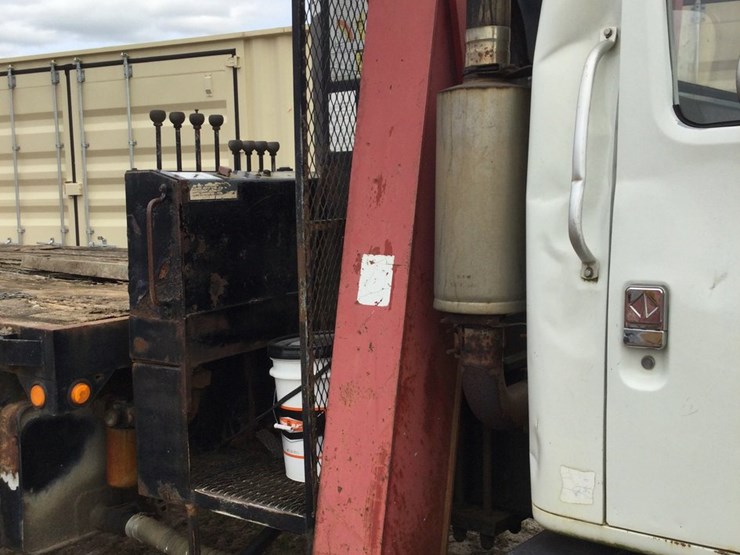 2000-international-durastar-4300-image-5