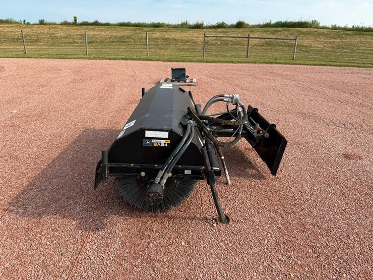 john-deere-84-image-7