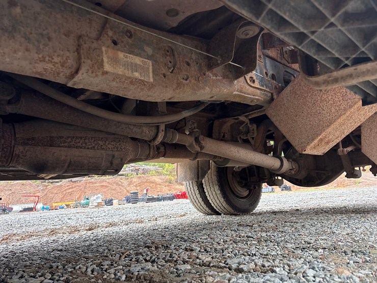 2008-ford-f550-image-34