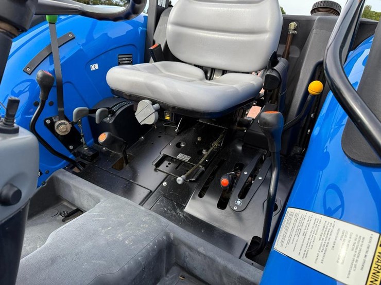 new-holland-tn60a-image-49