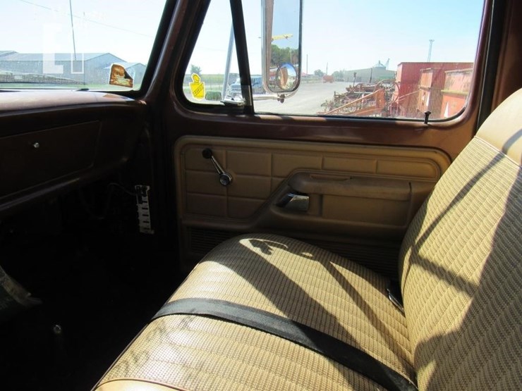 1977-ford-f600-image-23
