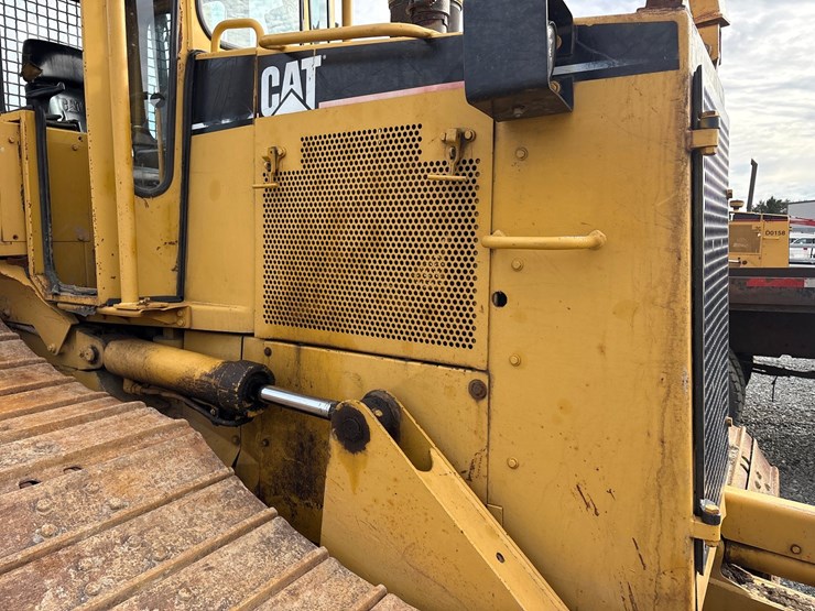 caterpillar-d5m-lgp-image-17