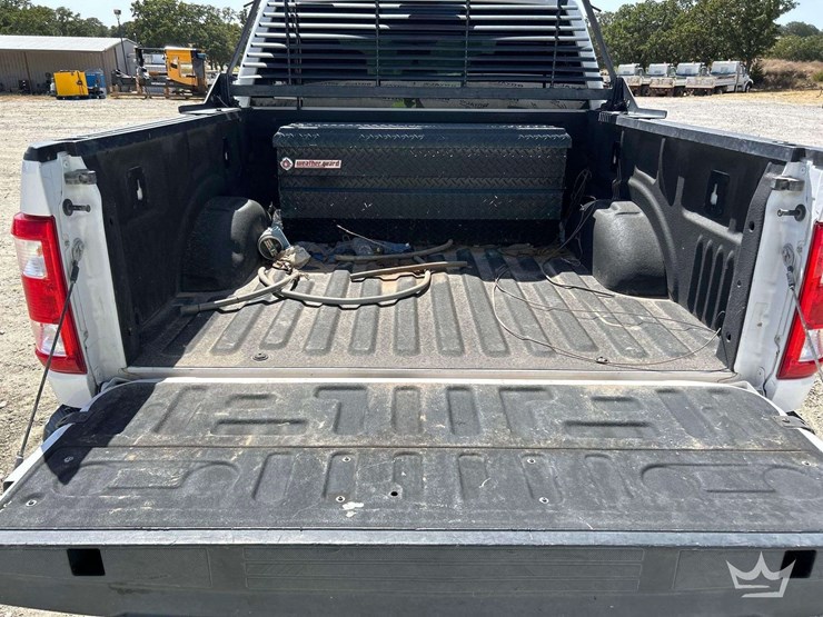 2021-ford-f150-image-22