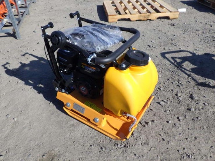 c80t-plate-compactor-image-4