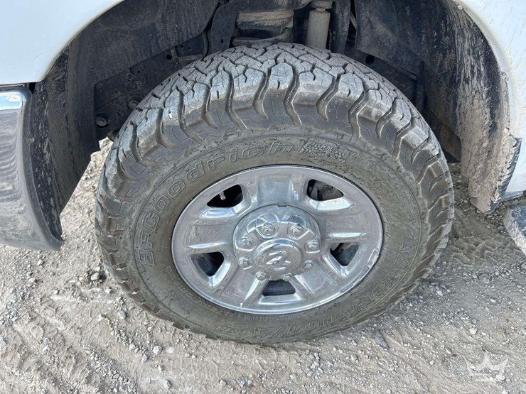 2022-dodge-2500-image-26