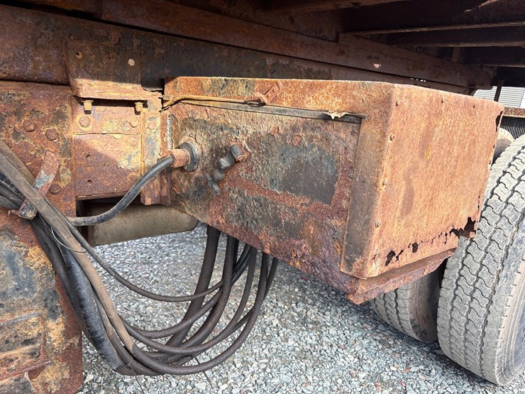 1997-caterpillar-3116-image-47