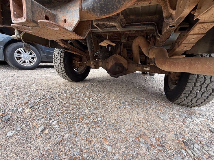 2006-dodge-3500-image-11