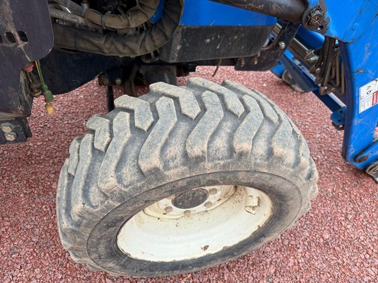 2008-new-holland-250tl-image-9