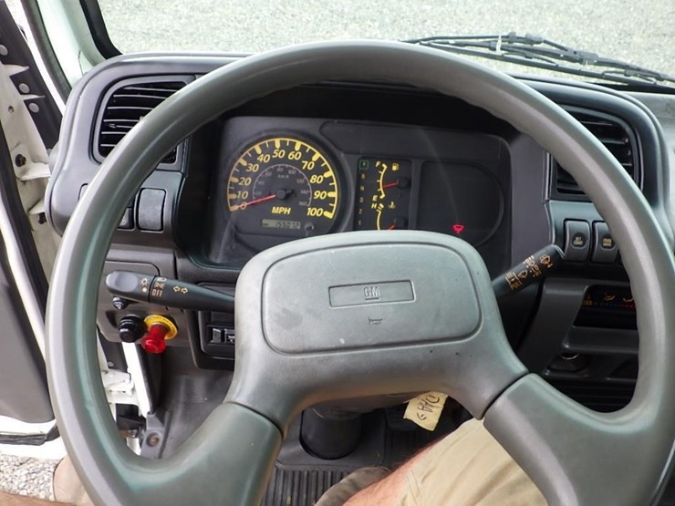 2005-gmc-4500-14'-dump-truck-image-29
