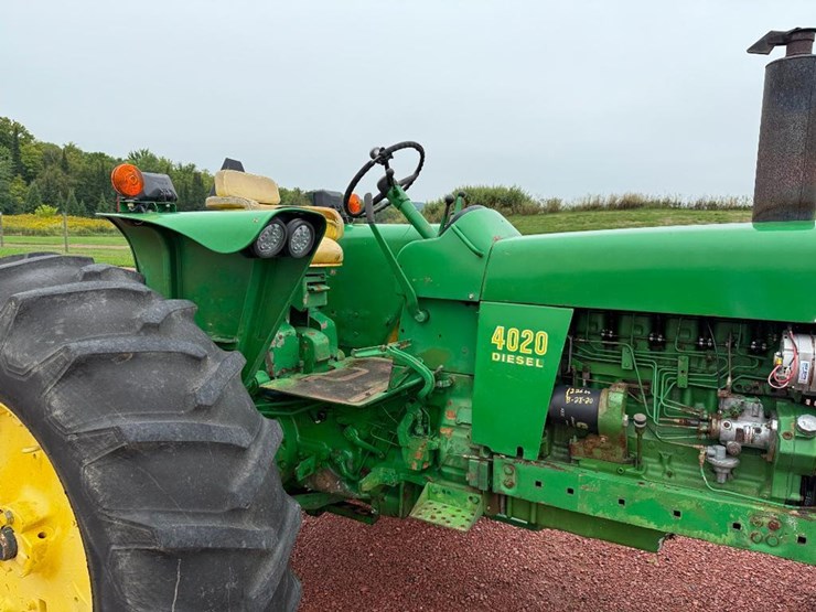 john-deere-4020-image-15