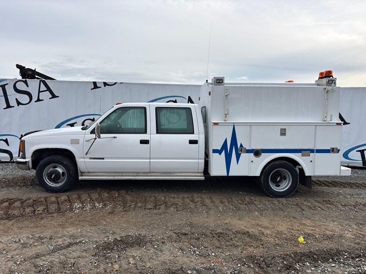 1997-chevrolet-3500-image-2