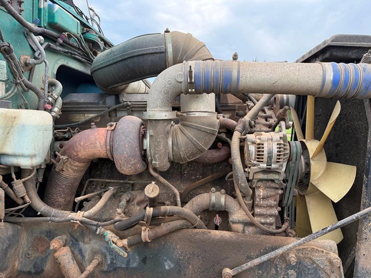 1996-peterbilt-378-image-50