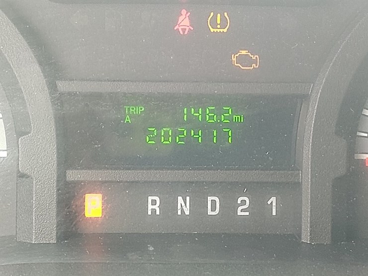 2013-ford-e-series-runs/moves-e-250-image-8
