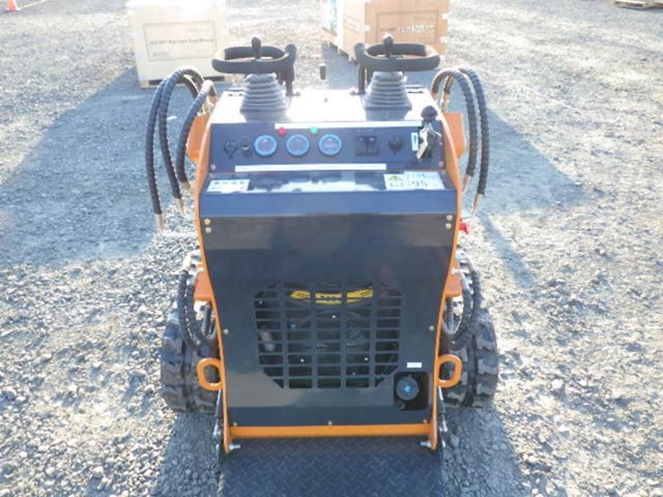 2026-aboss-gh380-skid-steer-tracked-loader-image-9