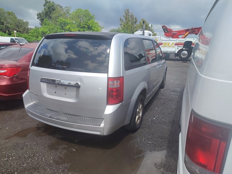 2008-dodge-grand-caravan-image-4