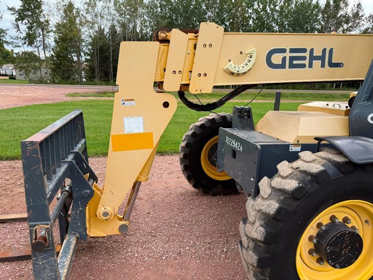 2017-gehl-rs8-42-image-28