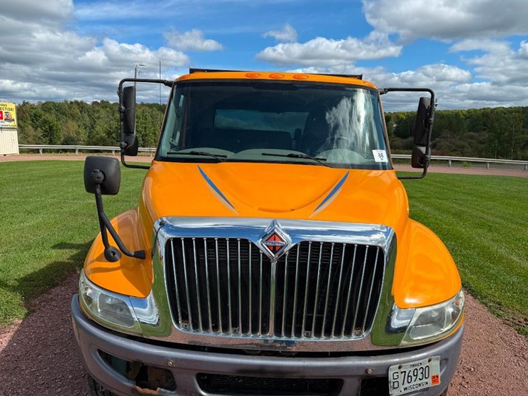 international-durastar-4300-image-21