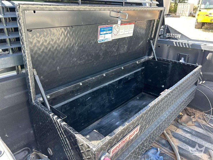 2021-ford-f150-image-23