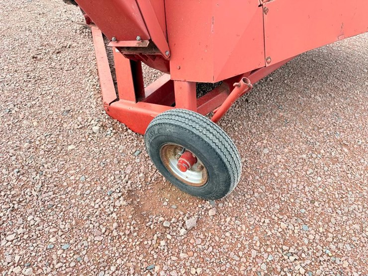 case-ih-600-image-11