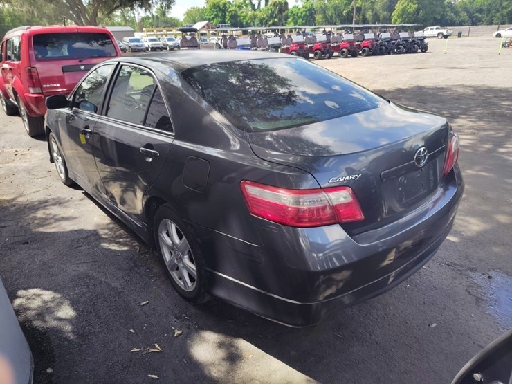 2007-toyota-camry-runs/moves-ce-image-3