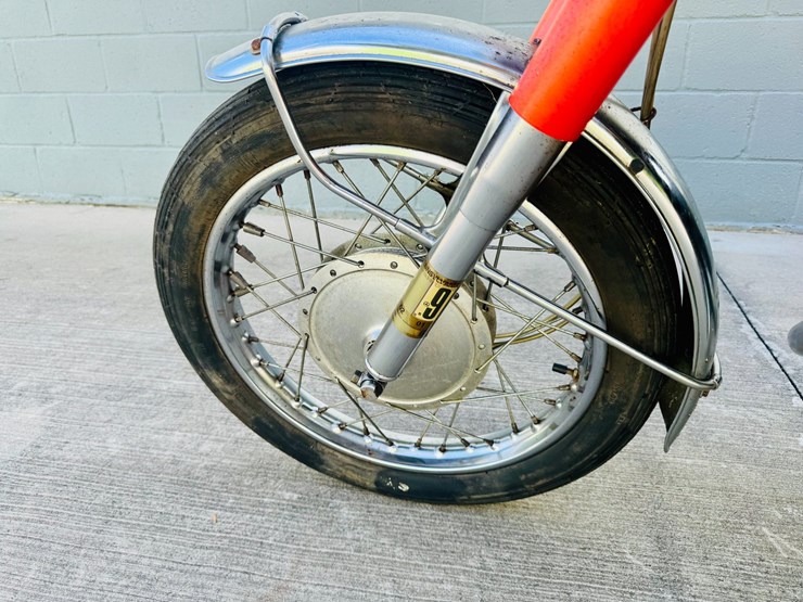 #1082a-•-1969-yamaha-r3-grand-prix-image-8