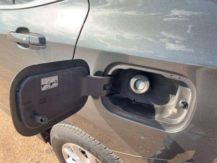 2019-chevrolet-equinox-lt-image-14
