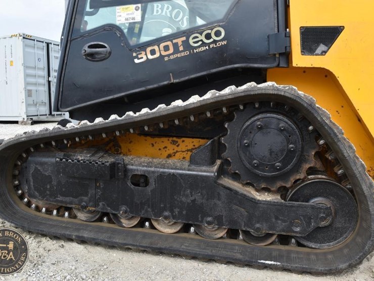 2016-jcb-300t-image-29