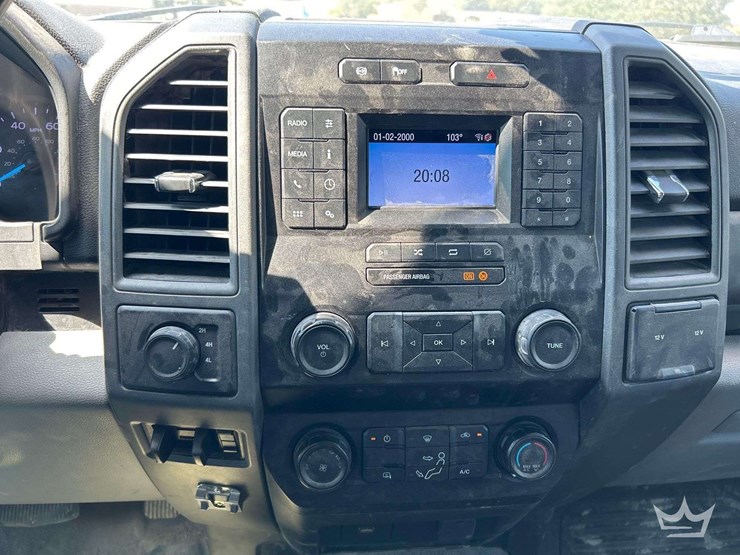 2021-ford-f450-image-16